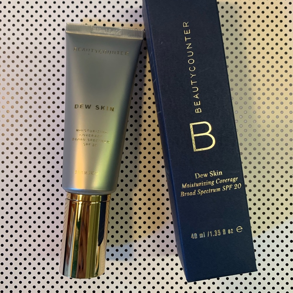 COPY - 💙BRAND NEW,Dew Skin Moisturizing Coverage {No. 1}